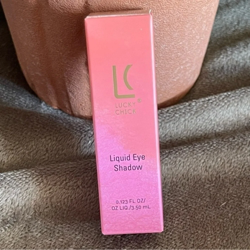 *NIB* Lucky Chick liquid eyeshadow